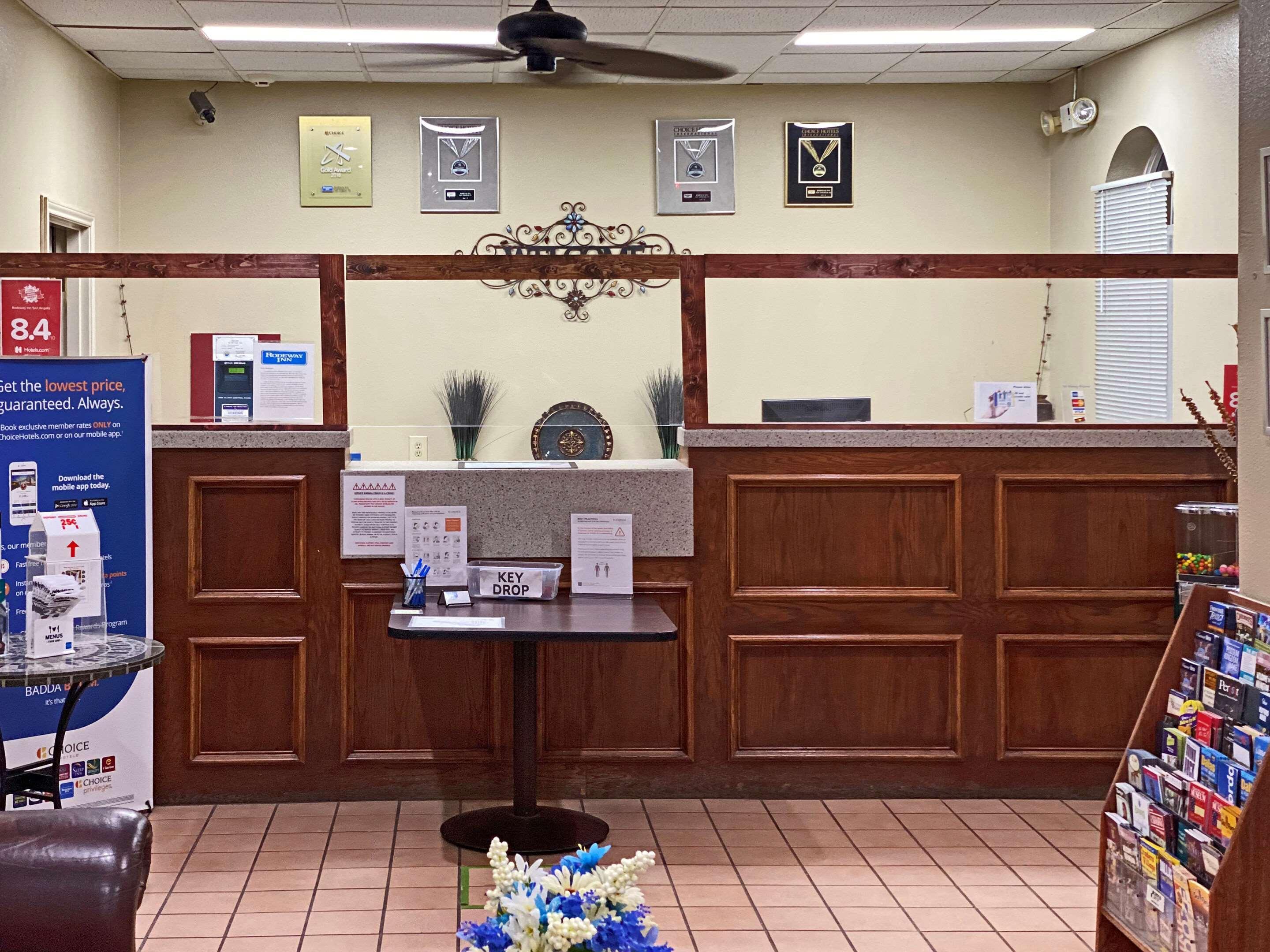 Rodeway Inn サン・アンジェロ エクステリア 写真